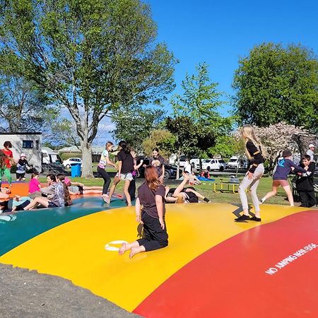 Levin Top 10 Holiday Park 외부 사진