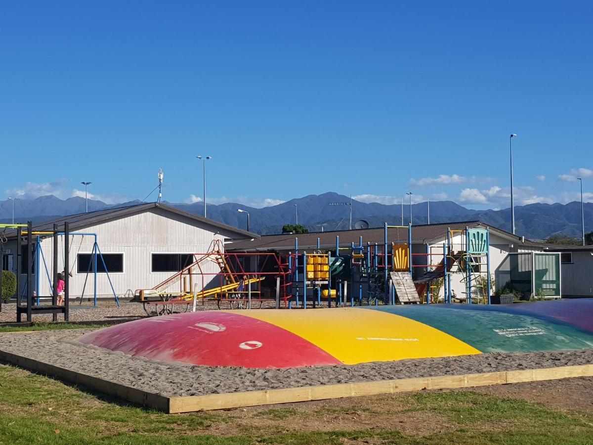 Levin Top 10 Holiday Park 외부 사진